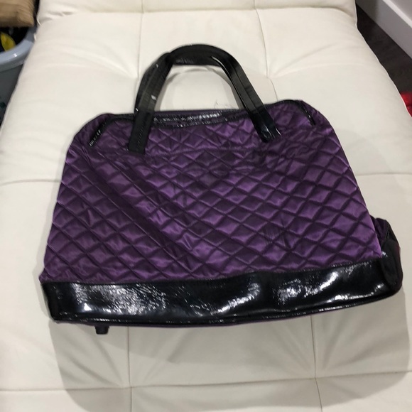 Gorgeous overnight bag or carry on - Picture 4 of 6